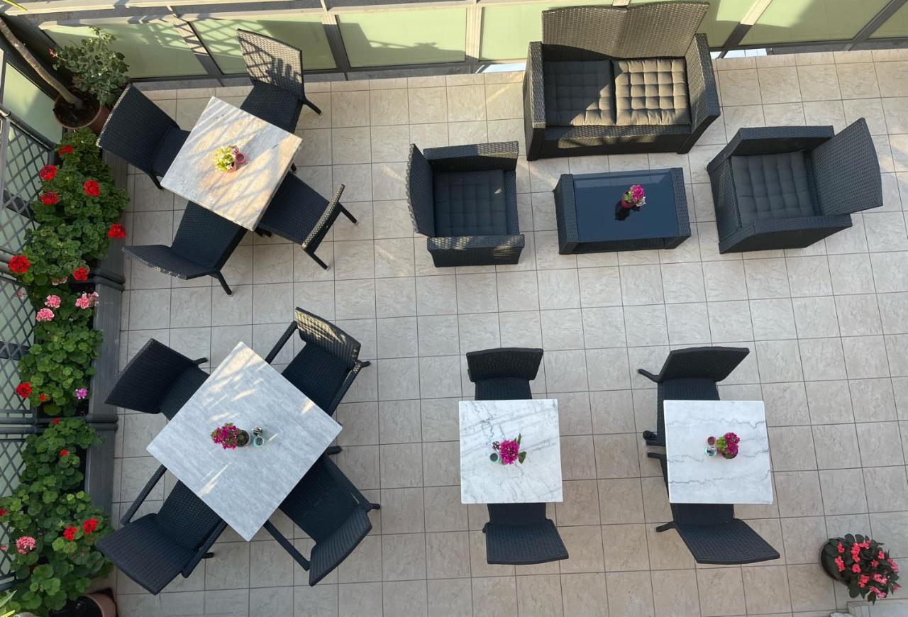 Hotel Liana Rimini Eksteriør billede